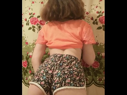 ❤️ مثير فاتنة الشباب تجريد من شورت لها على الكاميرا ❌❤